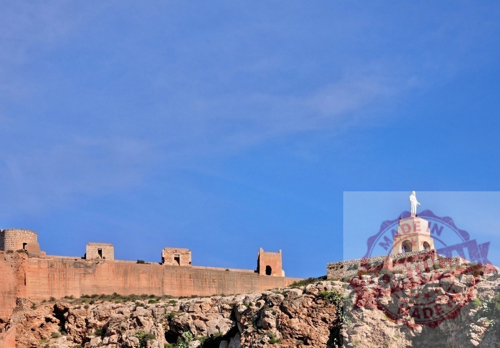 Oran Santa Cruz castle and Sacred Heart of Jesus statue | Santa Cruz castle and Sacred Heart of Jesus statue overlooking Oran, Algeria coastline - Realisiert mit Pictrs.com