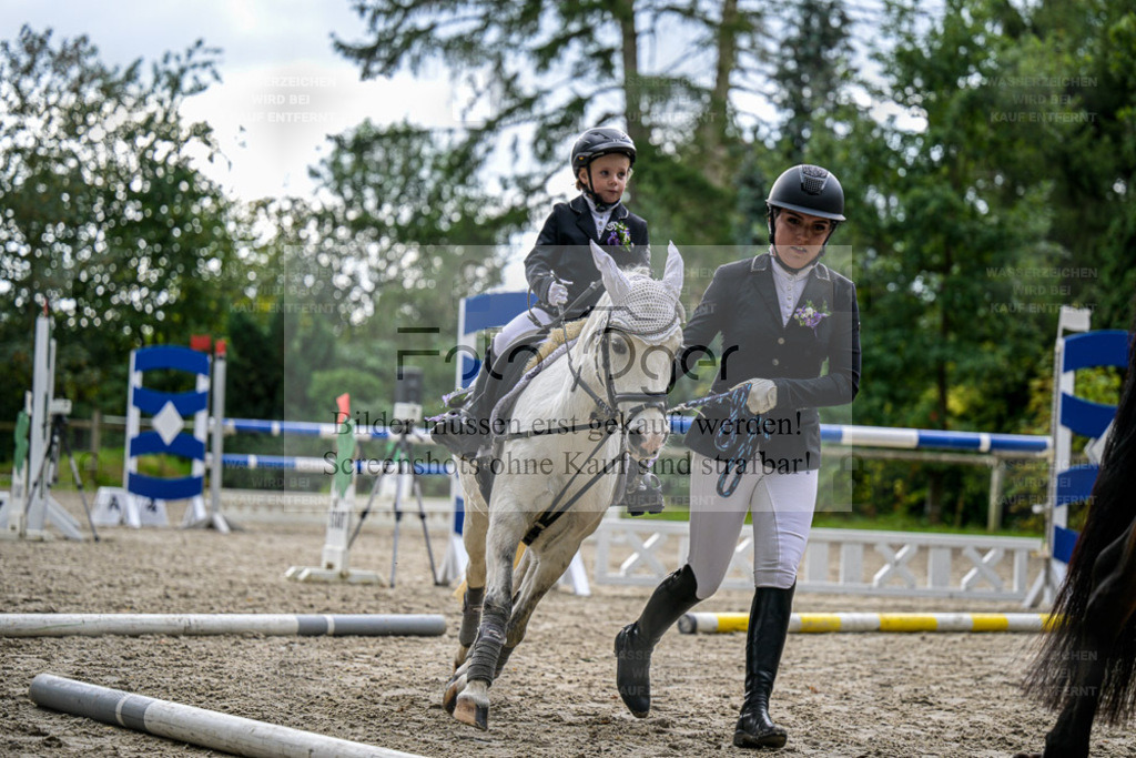FOTO OGER | Entdecke hochwertige Reitturnierfotos von Foto Oger. Professionell, emotional und authentisch – jetzt Lieblingsmomente im Shop bestellen. - Realisiert mit Pictrs.com