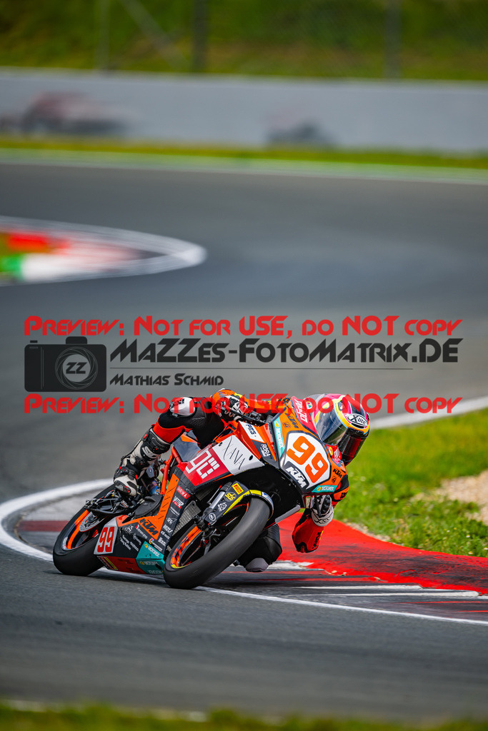 MaZZes_FotoMatrix_240531_6007705_8828 | SSP300