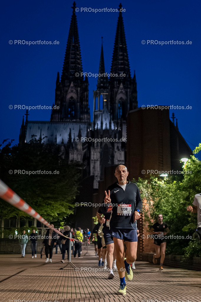 21. Nachtlauf des ASV Köln; Köln, 08.05.24 | Impressionen vom 21. Nachtlauf des ASV Köln am 08.05.24 in der Altstadt von Köln (Deutschland). Foto: BEAUTIFUL SPORTS/Bernd Hoffmann
