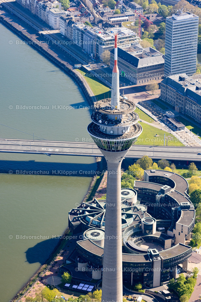 Luftbild  Landtag _ Rheinturm Düsseldorf   439A3575 | Luftbildfotografie Hermann Klöpper/ Creative-Airphotography - Realisiert mit Pictrs.com