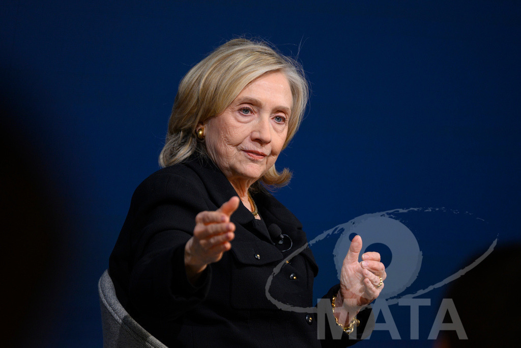 _DWI3148 | Die US-Politikerin Hillary Clinton auf der Veranstaltung Bridging Scholarship and Statecraft im Rahmen der Münchner Sicherheitskonferenz 2026. München, 13.02.2026 Bayern Deutschland  - Realisiert mit Pictrs.com
