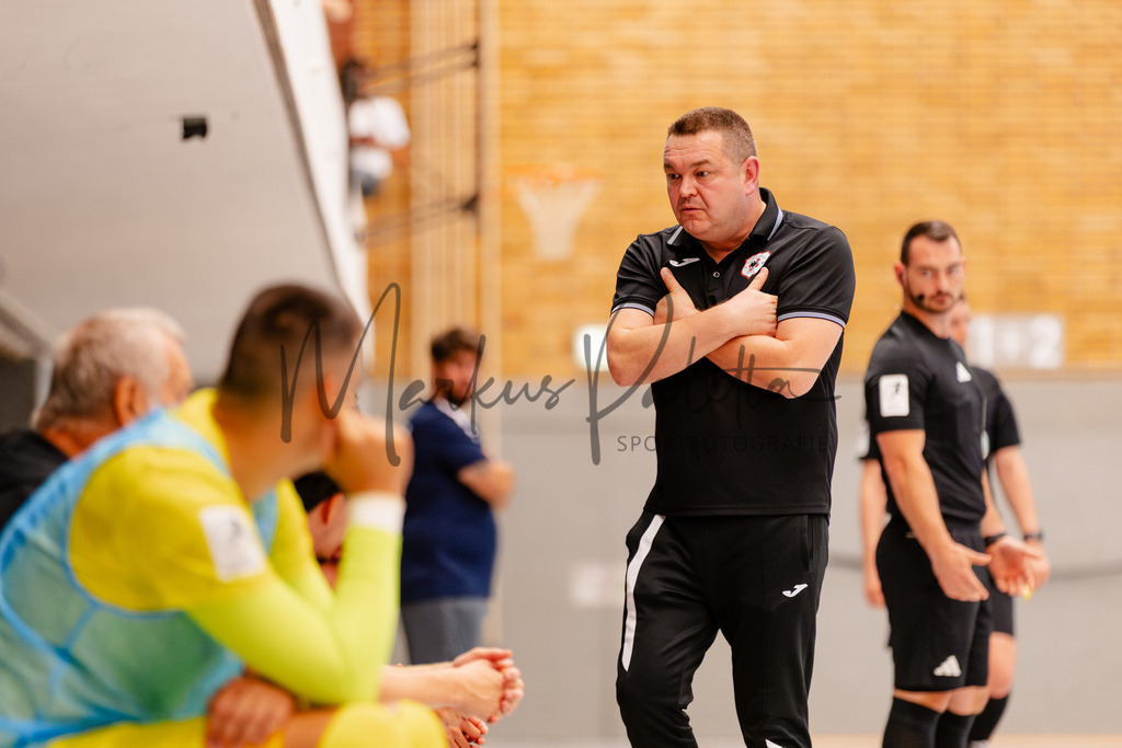 Futsal-Bundesliga, Saison 2025/2026, 2. Spieltag: SC Preußen Münster - FC Liria Futsal Berlin | Futsal-Bundesliga, Saison 2025/2026, 2. Spieltag, SC Preußen Münster empfängt FC Liria Berlin in der Universitäts-Sporthalle in Münster. Foto: sportfotografie.ms | Markus Paletta - Realisiert mit Pictrs.com