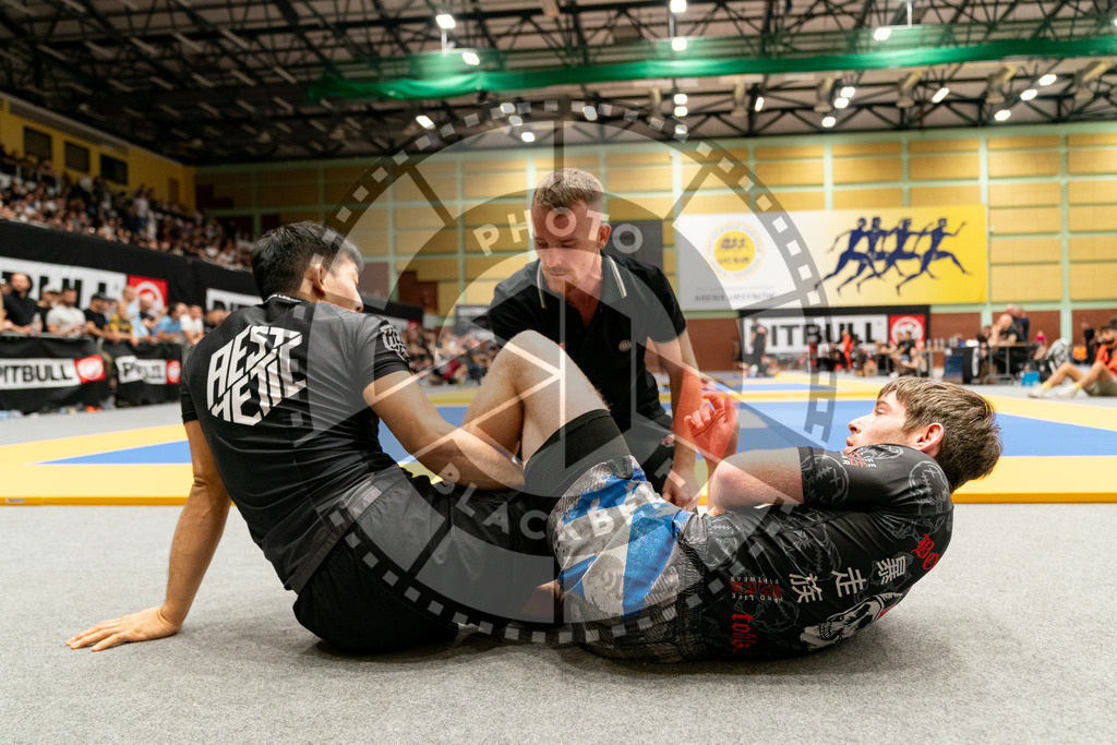 20230916PBB6935 | Fighters compete during the grappling tournement ADCC Trials (European, Middle East and African Championship) in Warsaw, Poland, on September 16, 2023.