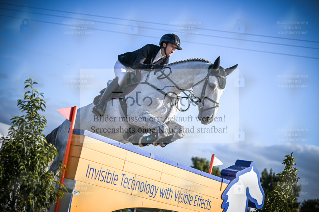 DOS_1404 | Entdecke hochwertige Reitturnierfotos von Foto Oger. Professionell, emotional und authentisch – jetzt Lieblingsmomente im Shop bestellen. - Realisiert mit Pictrs.com