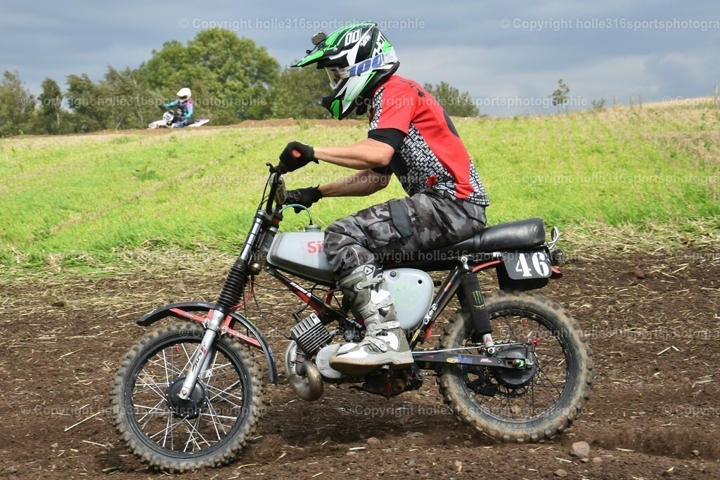 DSC_0064_01 (2) | Sportfotografie , Motorsport, Motoross, Reitsport, Mointainbike, Enduro,
Landschaft , Outdoor, Eventfotografie, Landschaft, Bilder online bestellen - Realisiert mit Pictrs.com