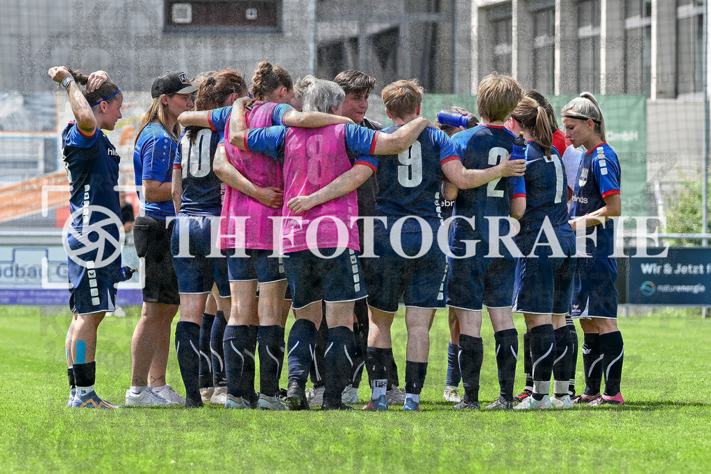 GER, FC Hauingen - SV Waldhaus, Frauen-Fussball, Rothaus Bezirkpokal, Finale, Saison 2024/2025, 29.05.2025 | Team FC HauingenGER, FC Hauingen - SV Waldhaus, Frauen-Fussball, Rothaus Bezirkpokal, Finale, Saison 2024/2025, 29.05.2025Foto: TH Fotografie/Thomas Hess