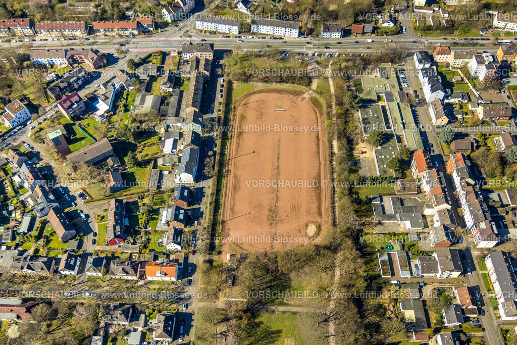 Herne250301801 | Luftbild, Sportplatz Franzstraße, geplanter Wohnungsbau, Wanne, Herne, Ruhrgebiet, Nordrhein-Westfalen, Deutschland