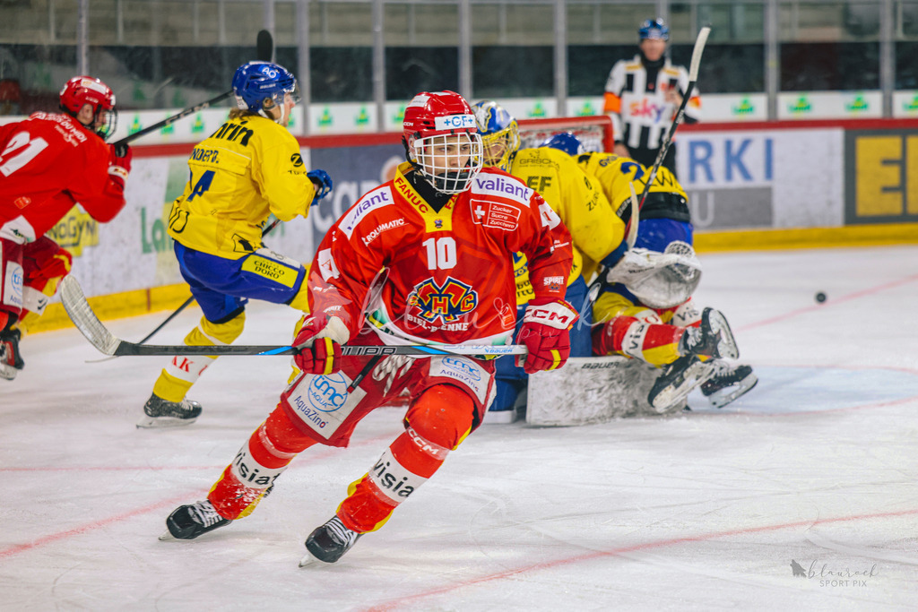 U21_EHCB vs HCD_wb20260308-0544 | Sportbilder, Sportfotograf, Hochzeits- und Eventfotografin, Flugshows, Portraits und Tiershooting, Aviation, Downhill, Nationalleague, Swissleague, International