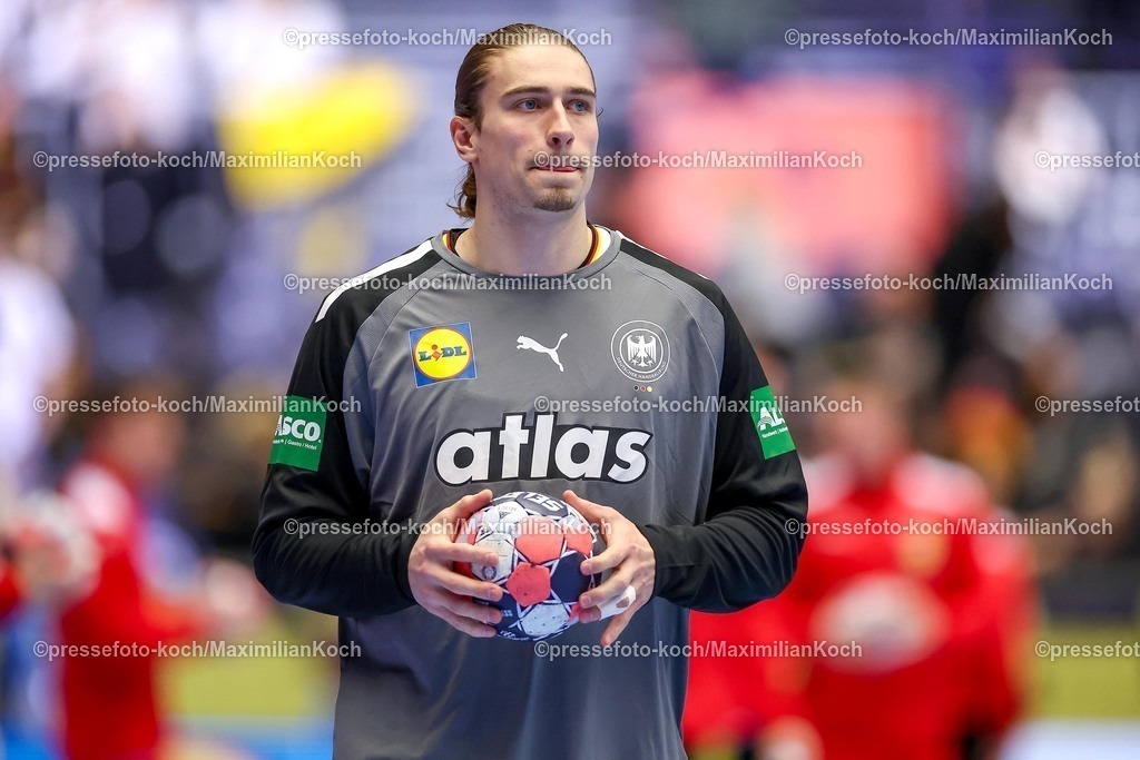 EHF15012602129 | 15.01.2026, Handball, Men's EHF EURO 2026, Deutschland - Österreich, Jyske Bank Boxen in Herning, Dänemark, Preliminary Round:  Juri Knorr (Germany #15) 