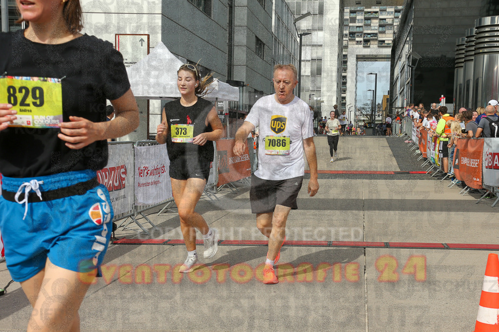 250920_1333_EX1_5500 | Sportfotografie im Rhein-Sieg Kreis, Köln, Bonn, NRW, Rheinland Pfalz, Hessen, etc. Unser Tätigkeitsfeld umfasst den Laufsport vom Volkslauf über den Marathon, Duathlon, Triathon bis zum Ultralauf wie Kölnpfad Ultra oder Schindertrail.