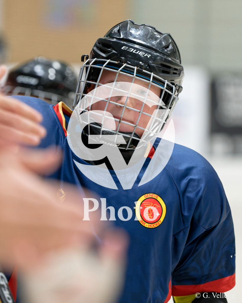 U13  - Geneve RHC v HC Munsingen W  |  during the U13  match between Geneve RHC and HC Munsingen W  at Centre sportif de la queue d'arve in Geneve, Switzerland