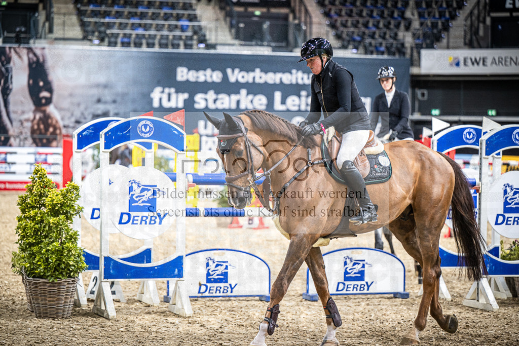 DOS_1299 | Entdecke hochwertige Reitturnierfotos von Foto Oger. Professionell, emotional und authentisch – jetzt Lieblingsmomente im Shop bestellen.Deutschlandweite Turnierfotografie. - Realisiert mit Pictrs.com