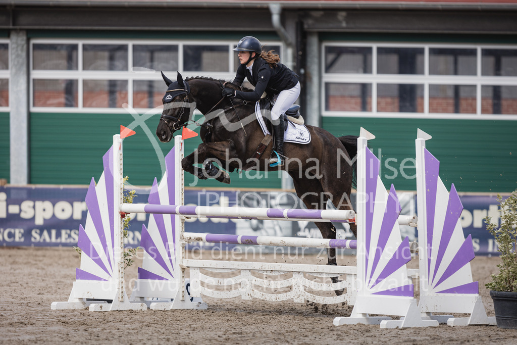 230411_Mühlen_03SprPf-L-307 | Deine schönsten Turniermomente als professionelle Fotos! Entdecke hochwertige Pferdesport-Fotografie im Online-Shop. Jetzt Fotos finden & bestellen!