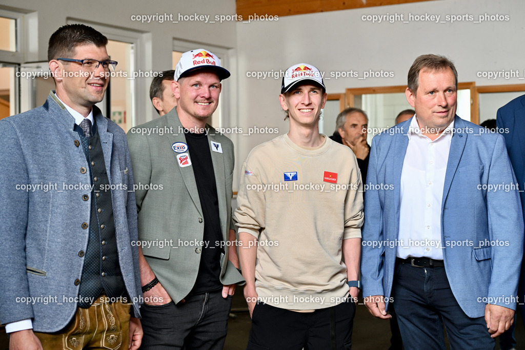 Empfang Daniel Tschofenig | Kärntner Landeshauptmann Stellvertreter Martin Gruber, Thomas Morgenstern, Daniel Tschofenig, Bürgermeister Hohenthurn Michael Schnabl, Empfang Daniel Tschofenig, Empfang Daniel Tschofenig am 10.05.2025 in Hohenthurn (Mehrzweckhaus Hohenthuurn), Austria, (Photo by Bernd Stefan)