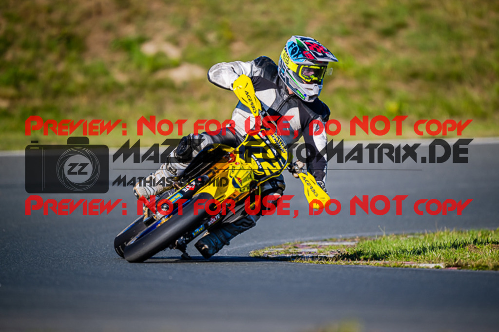 MaZZes_FotoMatrix_220904_6235 | S1