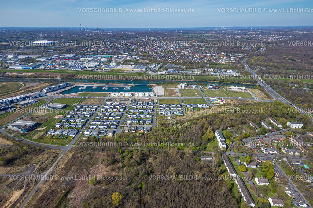 Gelsenkirchen220402374 | Luftbild, Yachthafen Marina, Reihenhaus Wohnsiedlung Hafenquartier Graf Bismarck am Rhein-Herne-Kanal, Bismarck, Gelsenkirchen, Ruhrgebiet, Nordrhein-Westfalen, Deutschland