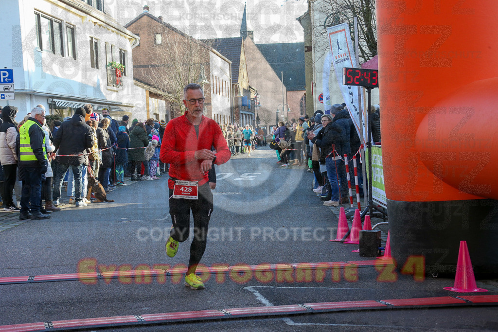 241201_1228_EX1_2312 | Sportfotografie im Rhein-Sieg Kreis, Köln, Bonn, NRW, Rheinland Pfalz, Hessen, etc. Unser Tätigkeitsfeld umfasst den Laufsport vom Volkslauf über den Marathon, Duathlon, Triathon bis zum Ultralauf wie Kölnpfad Ultra oder Schindertrail.