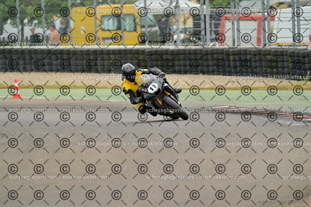 25bt05-1388 | markuskiefer.com - Realisiert mit Pictrs.com
