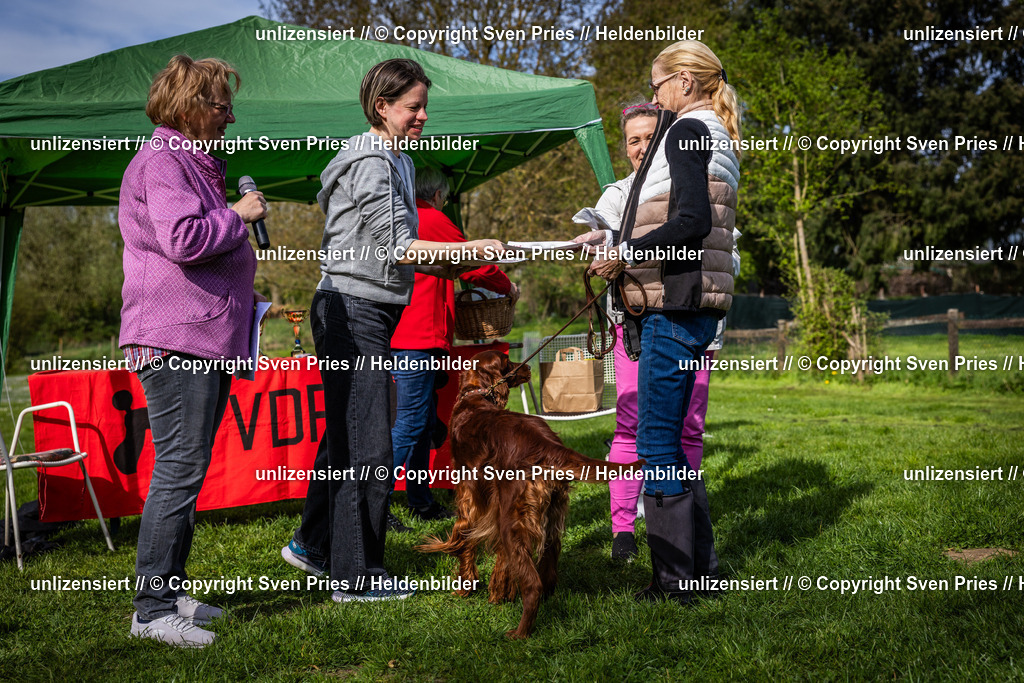 Sven Pries | 2025-04-13 - Hunderennen Baden-Baden - Realisiert mit Pictrs.com