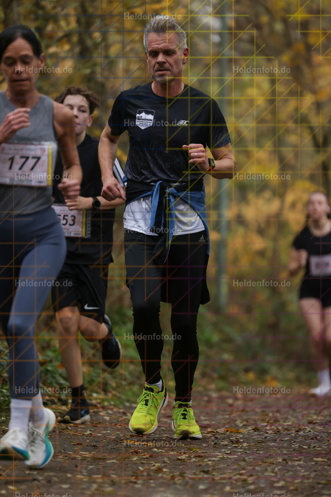 Neusser Erftlauf 2025  | Neusser Erftlauf 2025 Foto: Heldenfoto.de