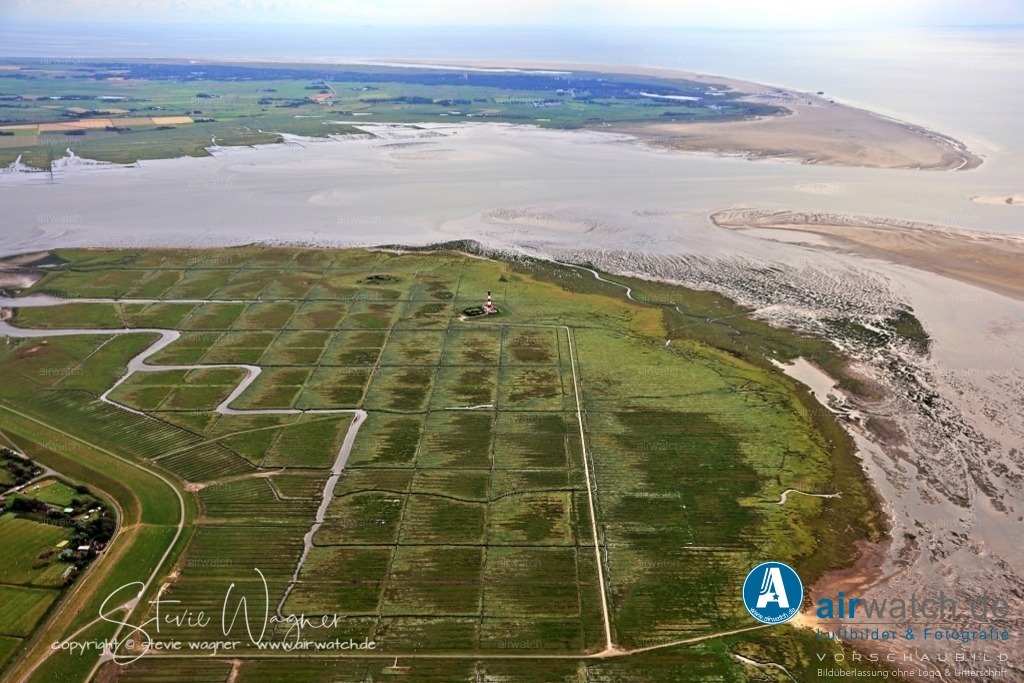 Westerhever Leuchtturm | Der Leuchtturm Westerhever auf der Halbinsel Eiderstedt ist ein beliebtes Ausflugsziel. Er wurde 1906 errichtet und ist 40 Meter hoch.