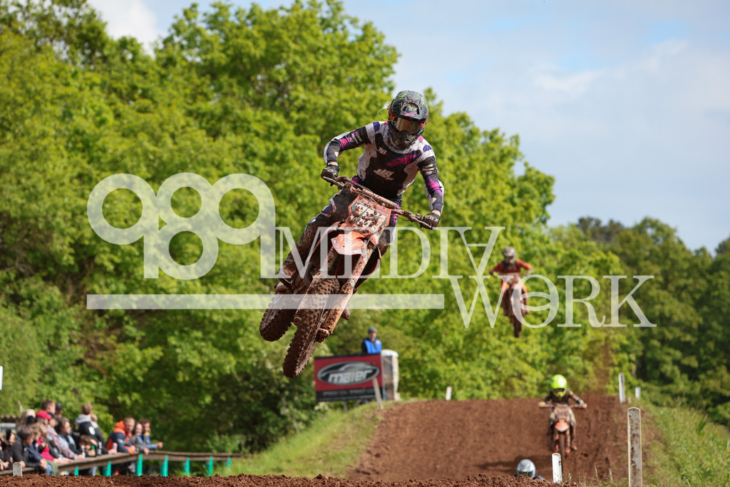 5E6A0532 | 989 MEDIAWORK