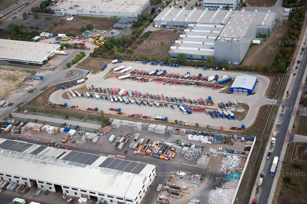 Luftbild: Worms, Industriegebiet Im Langgewan, Spedition Kube & Kubenz in Worms im Bundesland Rheinland-Pfalz in Deutschland. Foto: IMG_084279.jpg vom 02.09.2015 durch Werner Riehm/FLY-FOTO.de