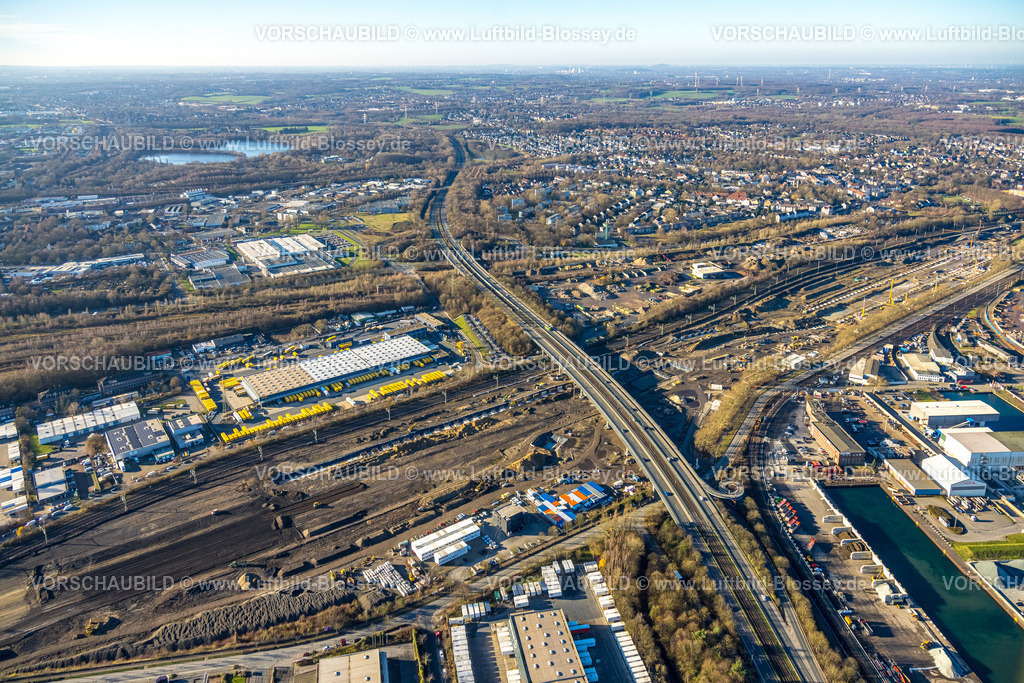 Dortmund251203233 | Luftbild, Gewerbegebiet Baugebiet Union zwischen Heinrich-August-Schulte-Straße und Westfaliastraße am Hafen, ehemaliger Güterbahnhof und Deutsche Bahn AG, Gelände für geplantes neues ICE-Werk, Hafen, Dortmund, Ruhrgebiet, Nordrhein-Westfalen, Deutschland