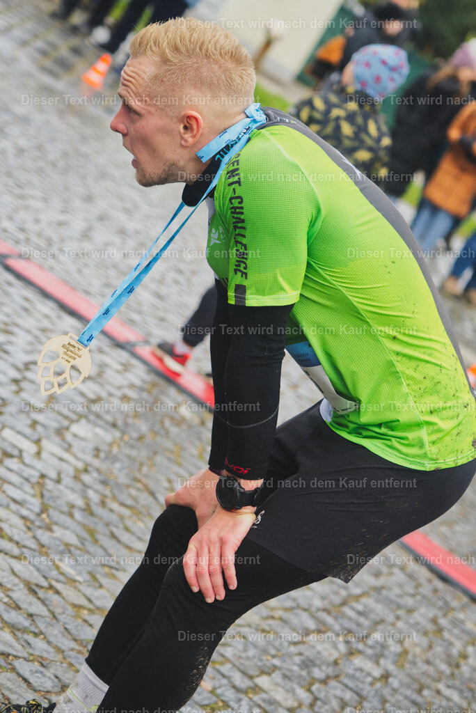 cineathletes-huegelland-2025-11-09-12-16-06 | Sportfotografie rund um Obstacle Course Racing und Trail Run - Realisiert mit Pictrs.com