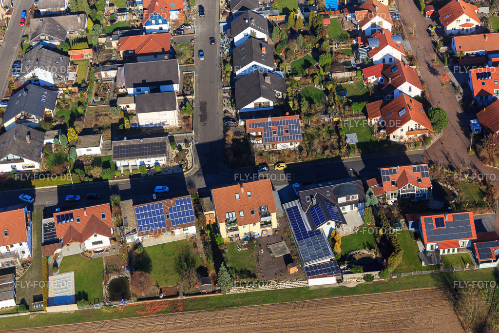 Ringstr | Luftbild: Ringstr im Ortsteil Hayna in Herxheim im Bundesland Rheinland-Pfalz in Deutschland. Foto: IMG_095895.jpg vom 03.12.2016 durch Werner Riehm/FLY-FOTO.de - Realisiert mit Pictrs.com