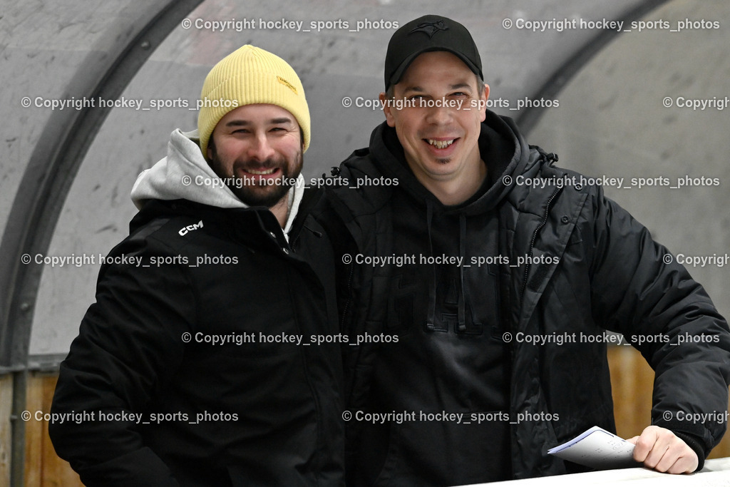 EC Hornets Spittal vs. ESC Steindorf 23.2.2024 | Assistentcoach ESC Steindorf Gasser Daniel, Headcoach ESC Steindorf MAYER Michael, EC Hornets Spittal vs. ESC Steindorf 23.2.2024, EC Hornets Spittal vs. ESC Steindorf 23.2.2024 am 23.02.2024 in Spittal an der Drau (Eissportzentrum Spittal), Austria, (Photo by Bernd Stefan)