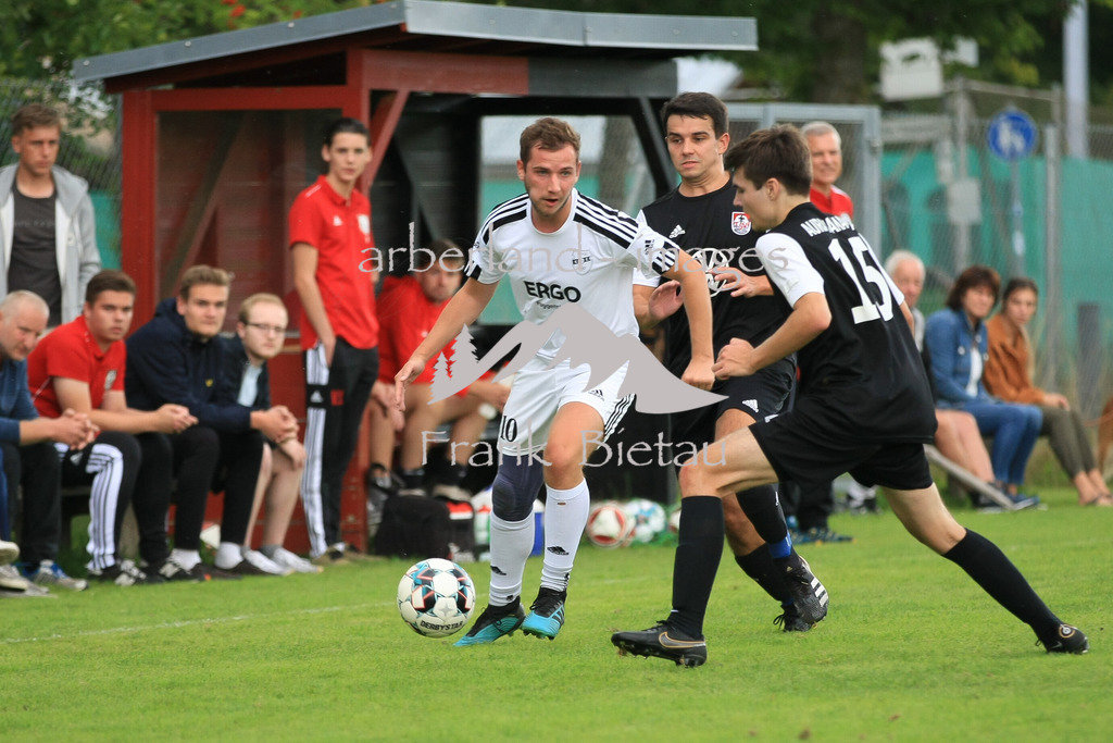 993T5423 | Medien- Sport- Entertainmentfotos