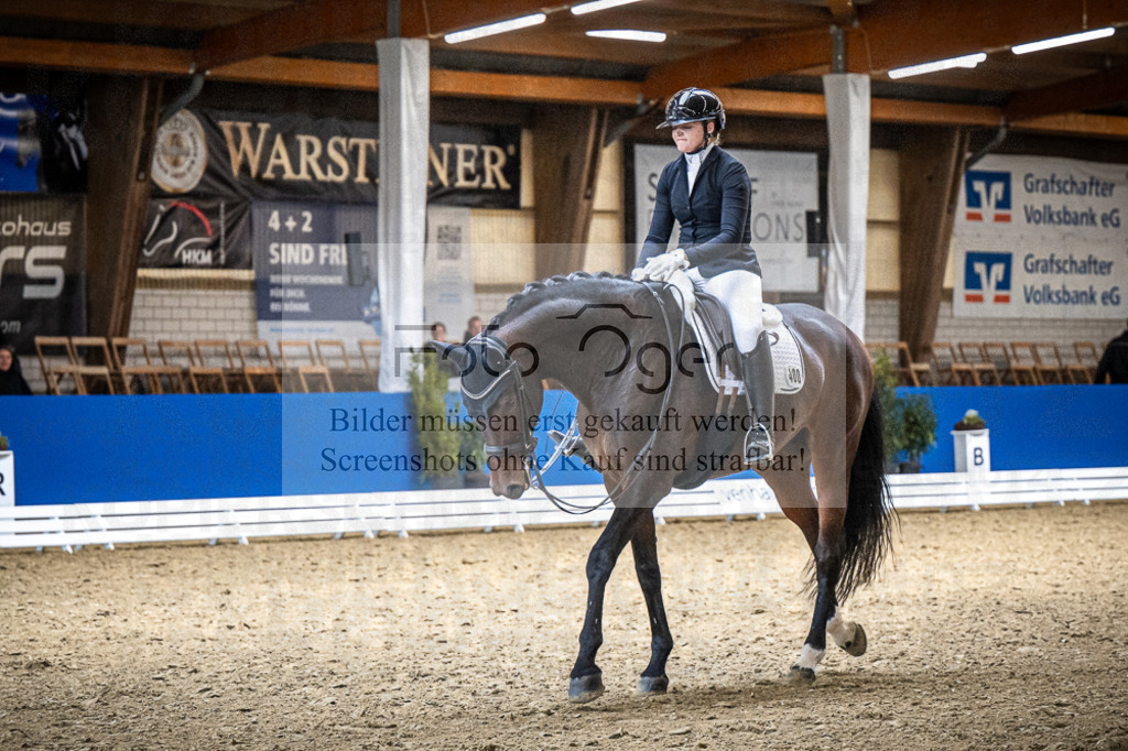 DOS_4656 | Entdecke hochwertige Reitturnierfotos von Foto Oger. Professionell, emotional und authentisch – jetzt Lieblingsmomente im Shop bestellen.Deutschlandweite Turnierfotografie. - Realisiert mit Pictrs.com