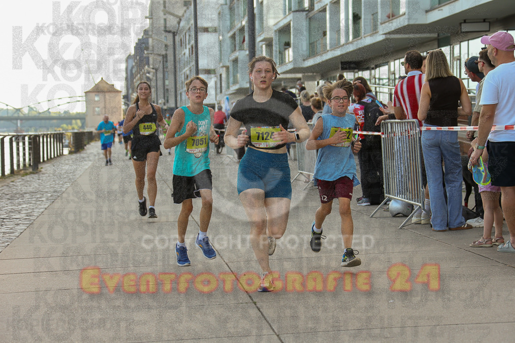 250920_1449_EX1_7783 | Sportfotografie im Rhein-Sieg Kreis, Köln, Bonn, NRW, Rheinland Pfalz, Hessen, etc. Unser Tätigkeitsfeld umfasst den Laufsport vom Volkslauf über den Marathon, Duathlon, Triathon bis zum Ultralauf wie Kölnpfad Ultra oder Schindertrail.