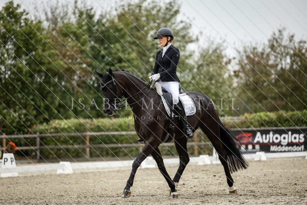 DK5A9907 | Isabel Marstall Fotografie - Realisiert mit Pictrs.com
