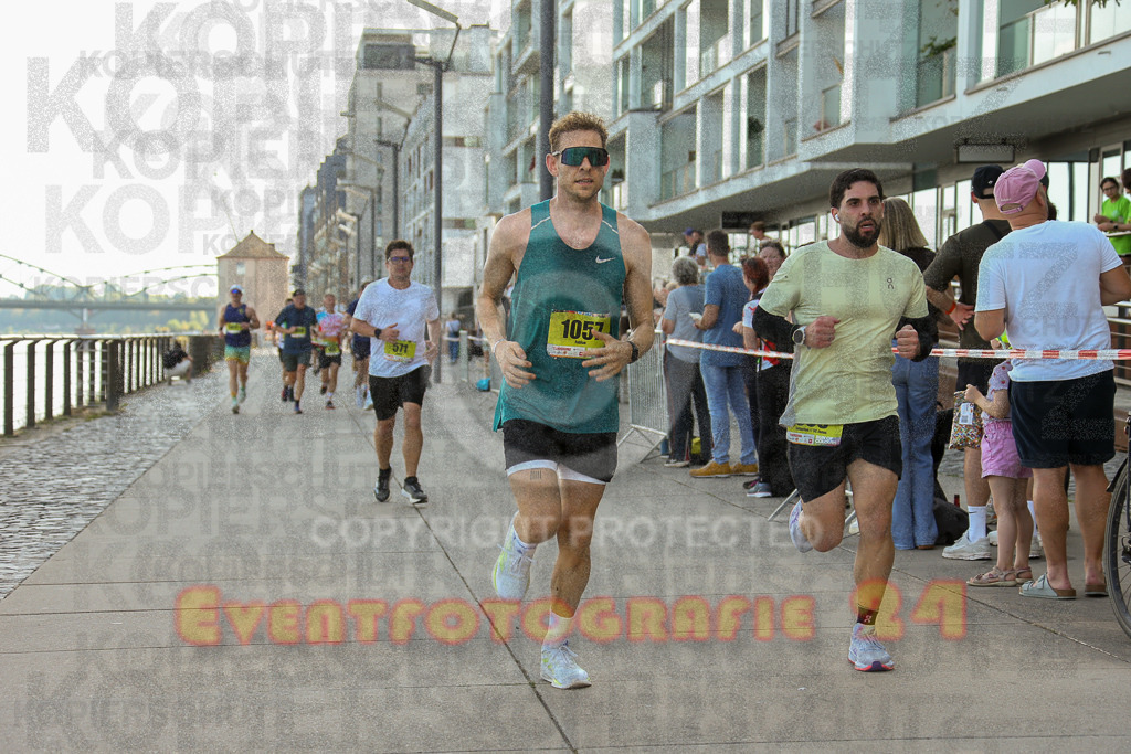250920_1446_EX1_7519 | Sportfotografie im Rhein-Sieg Kreis, Köln, Bonn, NRW, Rheinland Pfalz, Hessen, etc. Unser Tätigkeitsfeld umfasst den Laufsport vom Volkslauf über den Marathon, Duathlon, Triathon bis zum Ultralauf wie Kölnpfad Ultra oder Schindertrail.