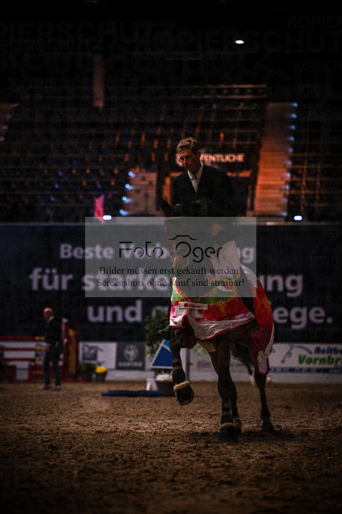 DOS_0143 | Entdecke hochwertige Reitturnierfotos von Foto Oger. Professionell, emotional und authentisch – jetzt Lieblingsmomente im Shop bestellen.Deutschlandweite Turnierfotografie. - Realisiert mit Pictrs.com