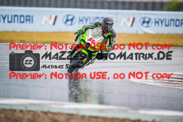 MaZZes_FotoMatrix_220624_4635 | TWINCUP