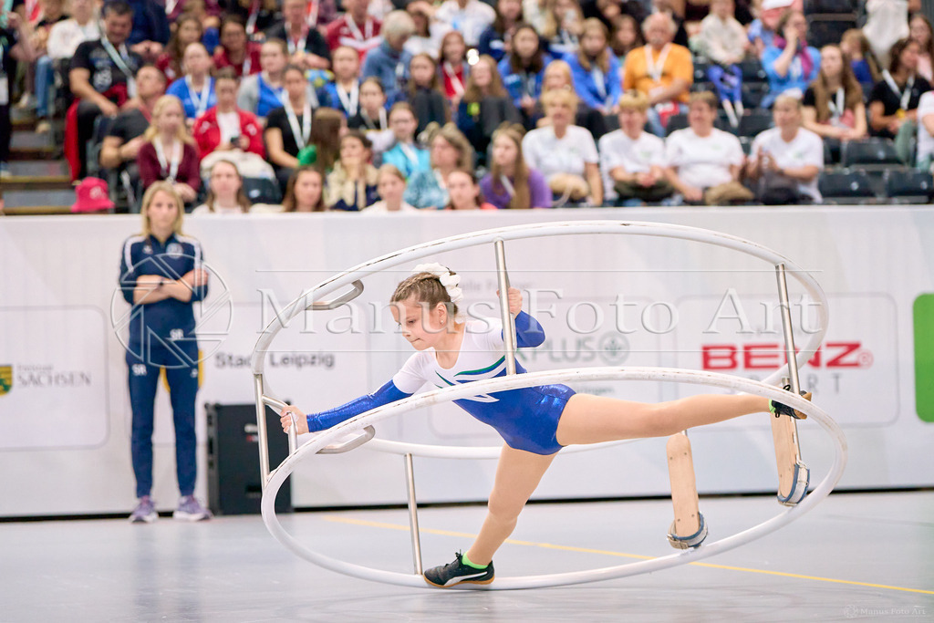 A-DSC01287 | Professionelle Sportfotografie in Hamburg, Schleswig-Holstein und Niedersachsen – spezialisiert auf Rhönrad, Geräteturnen, Leistungsturnen und rhythmische Sportgymnastik. Bundesweite Begleitung von Rhönrad-Events. Jetzt Sport-Fotos - Realisiert mit Pictrs.com