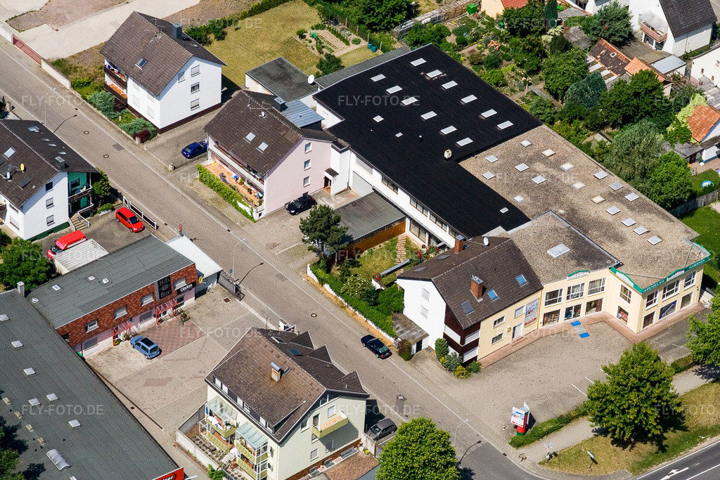 Luftbild: Lauterburger Straße mit VÖLKEL-DECO-DOMUS in Kandel im Bundesland Rheinland-Pfalz in Deutschland. Foto: IMG_2921.jpg vom 18.06.2006 durch Werner Riehm/FLY-FOTO.de