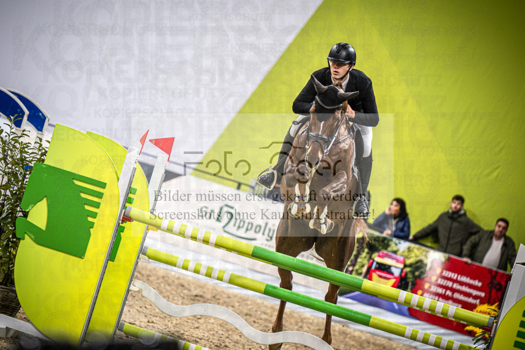 DOS_2181 | Entdecke hochwertige Reitturnierfotos von Foto Oger. Professionell, emotional und authentisch – jetzt Lieblingsmomente im Shop bestellen.Deutschlandweite Turnierfotografie. - Realisiert mit Pictrs.com