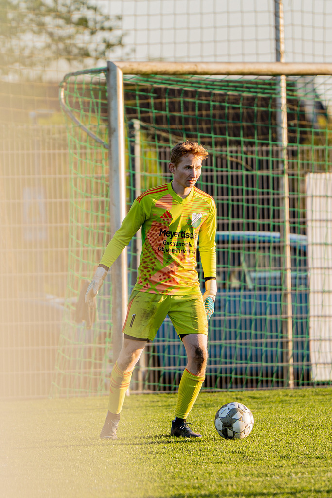 Fußball I Herren I Saison 2025-2026 I Bezirksliga Weser-Ems 4 I 15. Spieltag I TuS Lutten - GW Brockdorf I 08100 | jns.sportfotos - Realisiert mit Pictrs.com