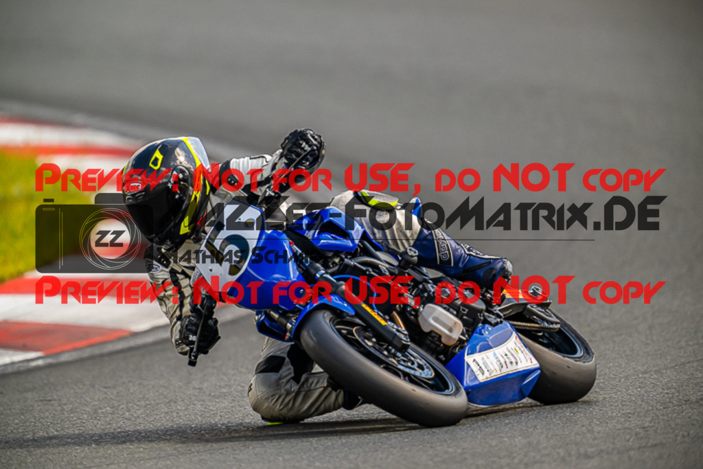 MaZZes_FotoMatrix_220522_5633 | Fotograf Mathias Schmid
Sportfotograf,
Eventfotograf,
Hochzeitsfotograf,
Portraitfotograf