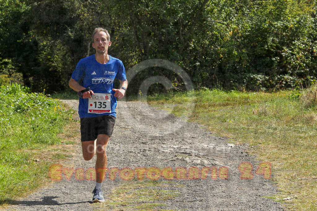 250830_1308_EV4_4158 | Sportfotografie im Rhein-Sieg Kreis, Köln, Bonn, NRW, Rheinland Pfalz, Hessen, etc. Unser Tätigkeitsfeld umfasst den Laufsport vom Volkslauf über den Marathon, Duathlon, Triathon bis zum Ultralauf wie Kölnpfad Ultra oder Schindertrail.