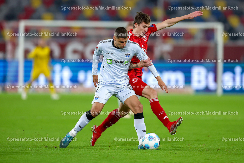 Due09112401015 | 09.11.2024, Fußball, Fortuna Düsseldorf - SC Paderborn 07, 2. Bundesliga, Merkur Spiel-Arena, Saison 2024 2025: Zweikampf zwischen Koen Kostons (Paderborn #10) und Marcel Sobottka (Fortuna Düsseldorf #31)DFB regulations prohibit any use of photographs as image sequences and or quasi-video.