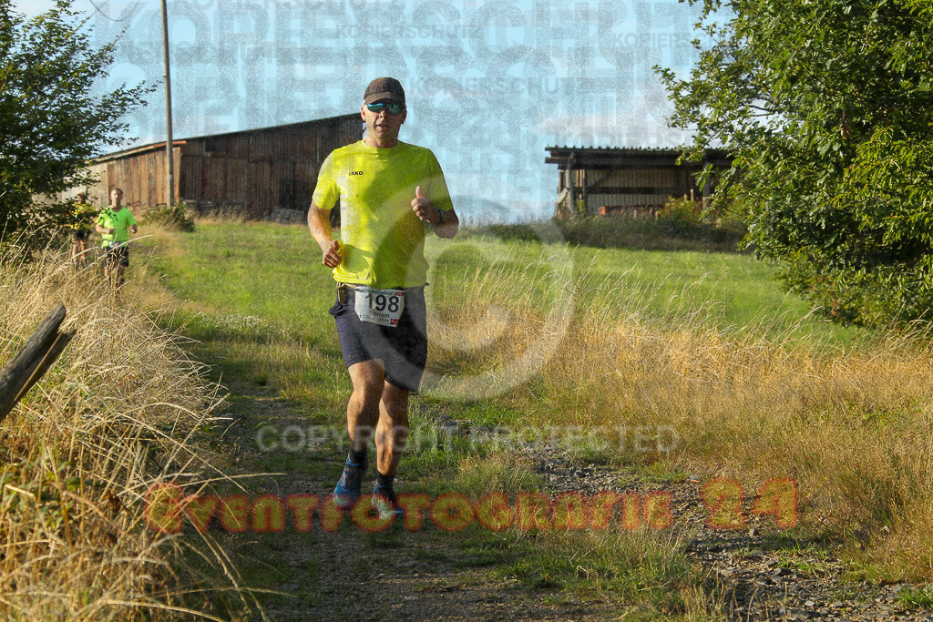 250801_1915_EV4_8388 | Sportfotografie im Rhein-Sieg Kreis, Köln, Bonn, NRW, Rheinland Pfalz, Hessen, etc. Unser Tätigkeitsfeld umfasst den Laufsport vom Volkslauf über den Marathon, Duathlon, Triathon bis zum Ultralauf wie Kölnpfad Ultra oder Schindertrail.