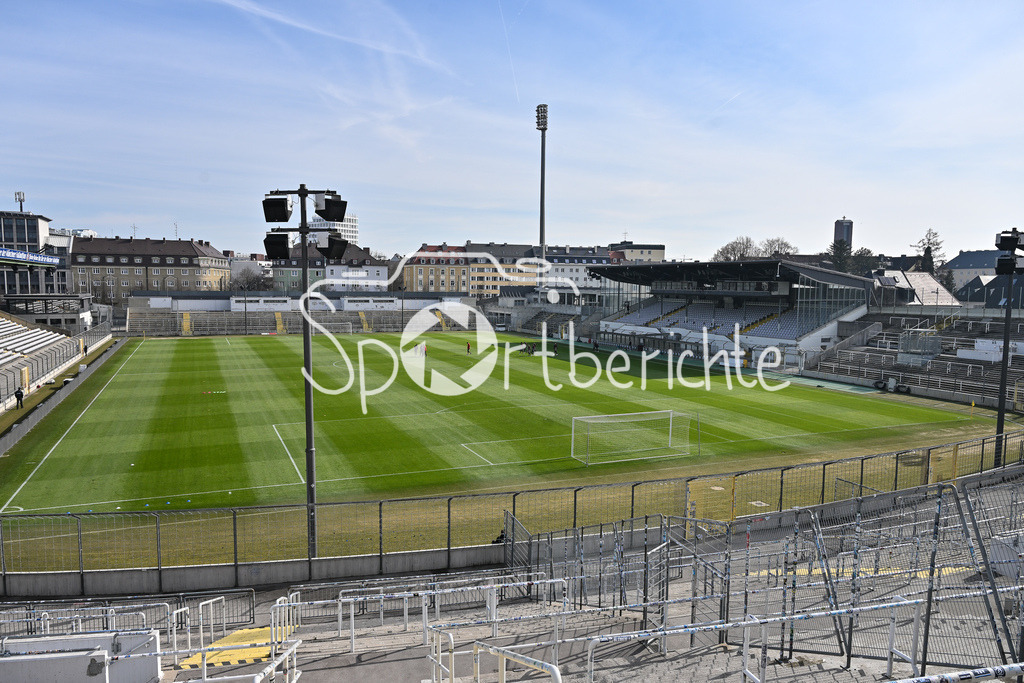FC Bayern Amateure - 1. FC Schweinfurt 05 | Ein Blick ins Stadion an der Gruenwalder Strasse in Muenchen / Gruenwalder Stadion / Innen / Symbolbild / TSV 1860 Muenchen / Muenchner Loewen / Giesing / Symbolbild / 3. Liga / Regionalliga Bayern / Regionalliga Bayern: FC Bayern Muenchen II - 1. FC Schweinfurt 1905, Gruenwalder Stadion am 22.02.2025