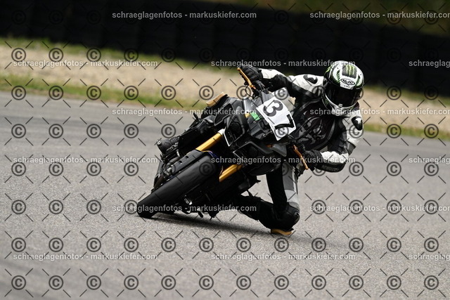 25bt02-1232 | markuskiefer.com - Realisiert mit Pictrs.com