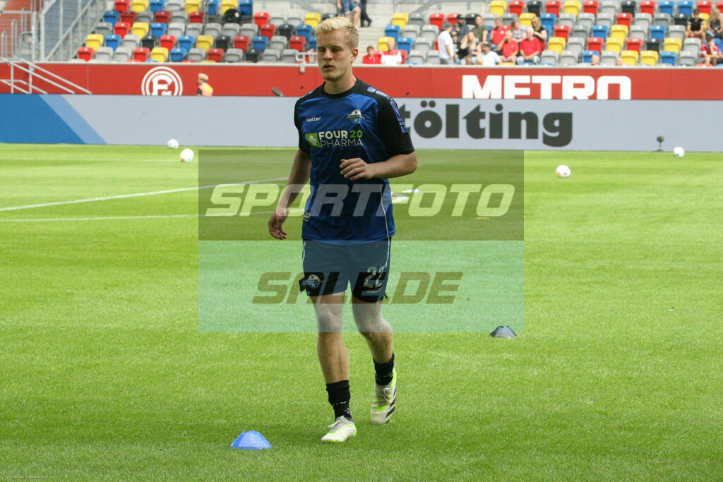 Fortuna Düsseldorf - SC Paderborn | Mattes Hansen - © Sportfoto-Sale (MK) - Realisiert mit Pictrs.com